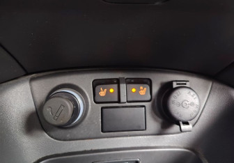 Подержанный автомобиль Kia Rio Hatchback 2009 года (13 фото)