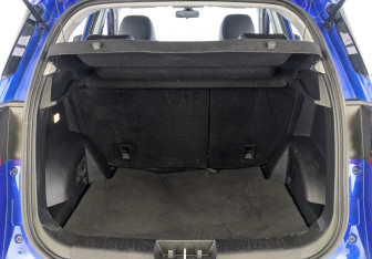 Подержанный автомобиль Chery Tiggo 4 2022 года (10 фото)