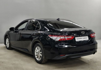 Подержанный автомобиль Audi A6 Sedan 2014 года (7 фото)