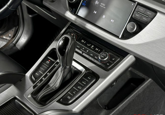 Подержанный автомобиль Geely Atlas 2019 года (16 фото)