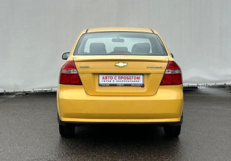 Подержанный автомобиль Chevrolet Aveo Sedan 2007 года (6 фото)