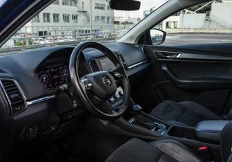 Подержанный автомобиль Skoda Karoq 2021 года (9 фото)