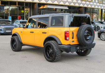 Подержанный автомобиль Ford Bronco 2021 года (7 фото)