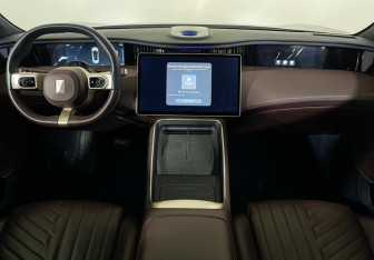 Подержанный автомобиль Avatr 11 2023 года (12 фото)