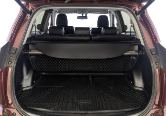 Подержанный автомобиль Toyota RAV4 2016 года (10 фото)