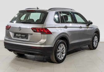 Подержанный автомобиль Volkswagen Tiguan 2020 года (5 фото)