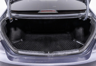 Подержанный автомобиль Hyundai Elantra Sedan 2016 года (12 фото)