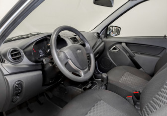 Подержанный автомобиль LADA (ВАЗ) Granta Sedan 2024 года (15 фото)