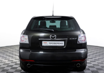 Подержанный автомобиль Mazda CX-7 2010 года (6 фото)