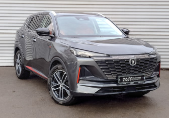 Подержанный автомобиль Changan UNI-S 2024 года (3 фото)