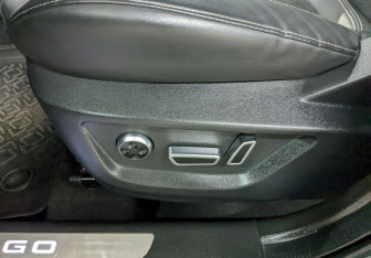 Подержанный автомобиль Chery Tiggo 8 2021 года (15 фото)