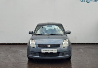 Подержанный автомобиль Suzuki Swift Hatchback 2006 года (2 фото)