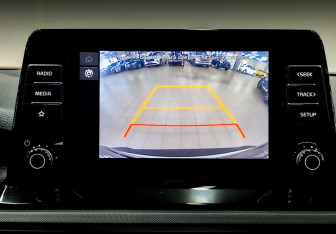 Подержанный автомобиль Kia Seltos 2022 года (16 фото)