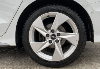 Подержанный автомобиль Audi A3 Sedan 2021 года (9 фото)