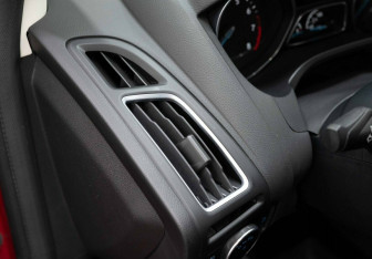 Подержанный автомобиль Ford Focus Wagon 2018 года (17 фото)