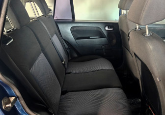 Подержанный автомобиль Ford Fusion 2007 года (14 фото)