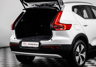 Новый Volvo XC40 2024 (20 фото)
