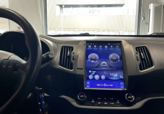 Подержанный автомобиль Kia Sportage 2010 года (16 фото)