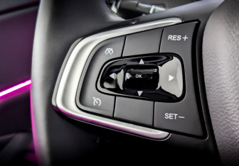 Подержанный автомобиль Omoda S5 2024 года (28 фото)