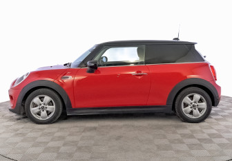 Подержанный автомобиль MINI Hatch 2020 года (8 фото)