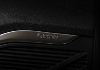 Подержанный автомобиль Geely Monjaro 2025 года (19 фото)