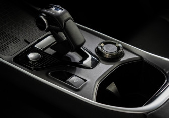 Подержанный автомобиль Haval H3 2024 года (17 фото)