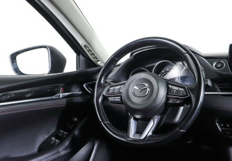 Подержанный автомобиль Mazda 6 Sedan 2021 года (13 фото)