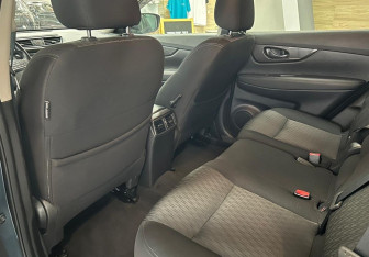 Подержанный автомобиль Nissan X-Trail 2019 года (12 фото)