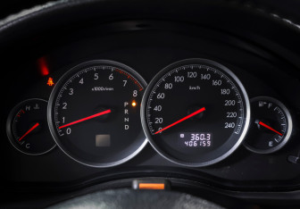 Подержанный автомобиль Subaru Outback Wagon 2006 года (15 фото)