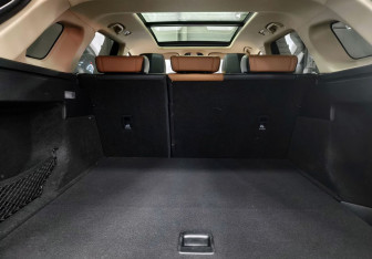 Подержанный автомобиль FAW Bestune T99 2023 года (15 фото)