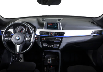 Подержанный автомобиль BMW X1 2019 года (12 фото)