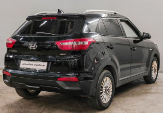Подержанный автомобиль Hyundai Creta 2017 года (5 фото)