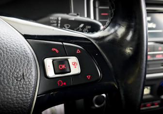 Подержанный автомобиль Volkswagen Polo Sedan 2016 года (27 фото)