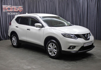 Подержанный автомобиль Nissan X-Trail 2018 года (3 фото)