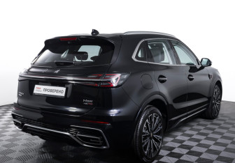Подержанный автомобиль Hongqi HS5 2024 года (5 фото)