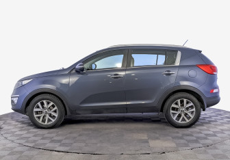 Подержанный автомобиль Kia Sportage 2015 года (8 фото)