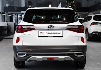Подержанный автомобиль Kia Seltos 2020 года (5 фото)