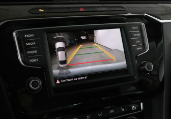 Подержанный автомобиль Volkswagen Passat Sedan 2017 года (21 фото)