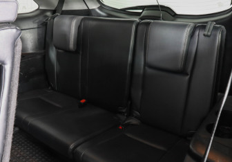 Подержанный автомобиль Toyota Highlander 2014 года (13 фото)