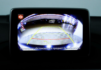 Подержанный автомобиль Mazda 3 Sedan 2015 года (11 фото)