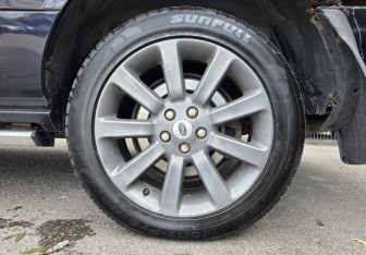 Подержанный автомобиль Land Rover Range Rover 2008 года (21 фото)