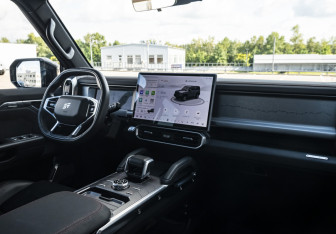 Подержанный автомобиль Jetour T2 2024 года (14 фото)