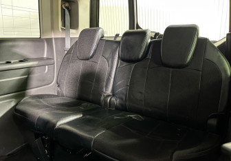 Подержанный автомобиль Honda Stepwgn 2018 года (18 фото)