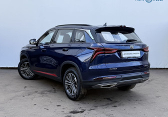 Подержанный автомобиль Changan CS75PLUS 2023 года (7 фото)