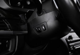 Подержанный автомобиль BMW X6 2014 года (10 фото)