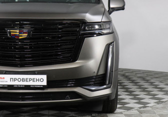 Подержанный автомобиль Cadillac Escalade Suv 2022 года (9 фото)