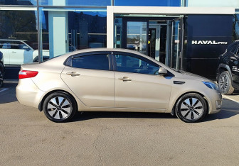 Подержанный автомобиль Kia Rio Sedan 2014 года (4 фото)