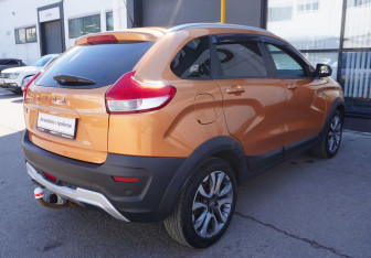 Подержанный автомобиль LADA (ВАЗ) XRAY 2019 года (5 фото)