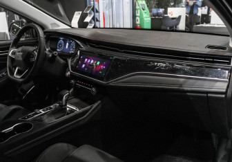 Подержанный автомобиль Omoda S5 2024 года (7 фото)