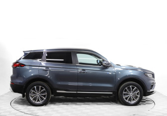 Подержанный автомобиль Geely Atlas Pro 2023 года (4 фото)